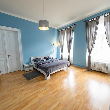 I.P.Pavlova Appartement Praag Buitenkant foto