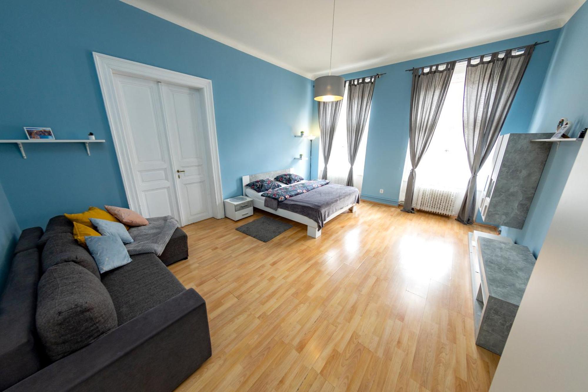 I.P.Pavlova Appartement Praag Buitenkant foto