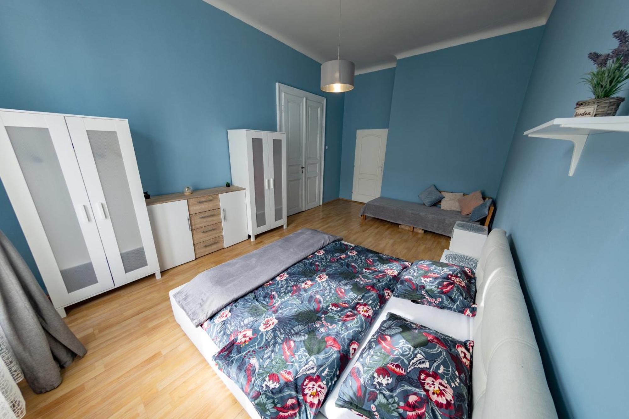 I.P.Pavlova Appartement Praag Buitenkant foto