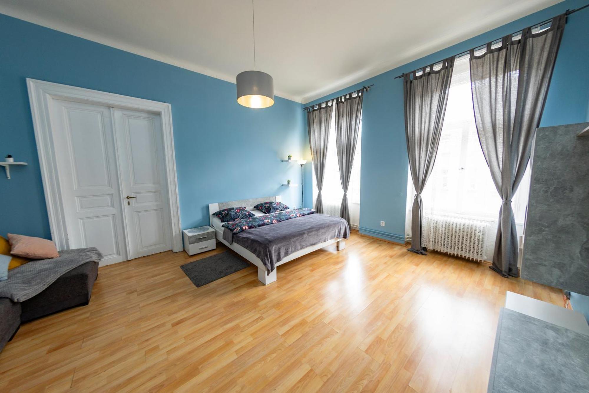 I.P.Pavlova Appartement Praag Buitenkant foto